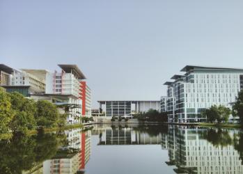 高考报志愿，很多人一听“五邑大学”，第一反应是——这学校在哪？名字怎么这么怪？