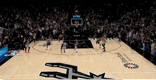 文班亚马这个球真是胆子太大了，马刺101-100险胜太阳，文班亚马这个绝杀真是胆