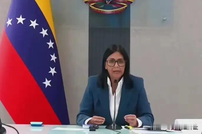 马杜罗白抓了？

委内瑞拉总统被抓后，世界为之哗然，特朗普在为自己的霸权施政中增