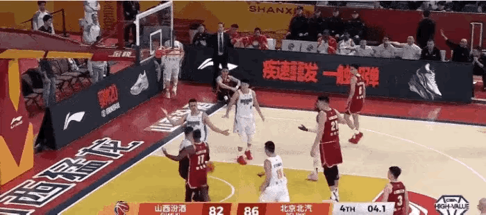 场均1T目标完成，最后剩4秒了，迪亚洛又起冲突了迪亚洛真是难说，与北京这场比赛迪