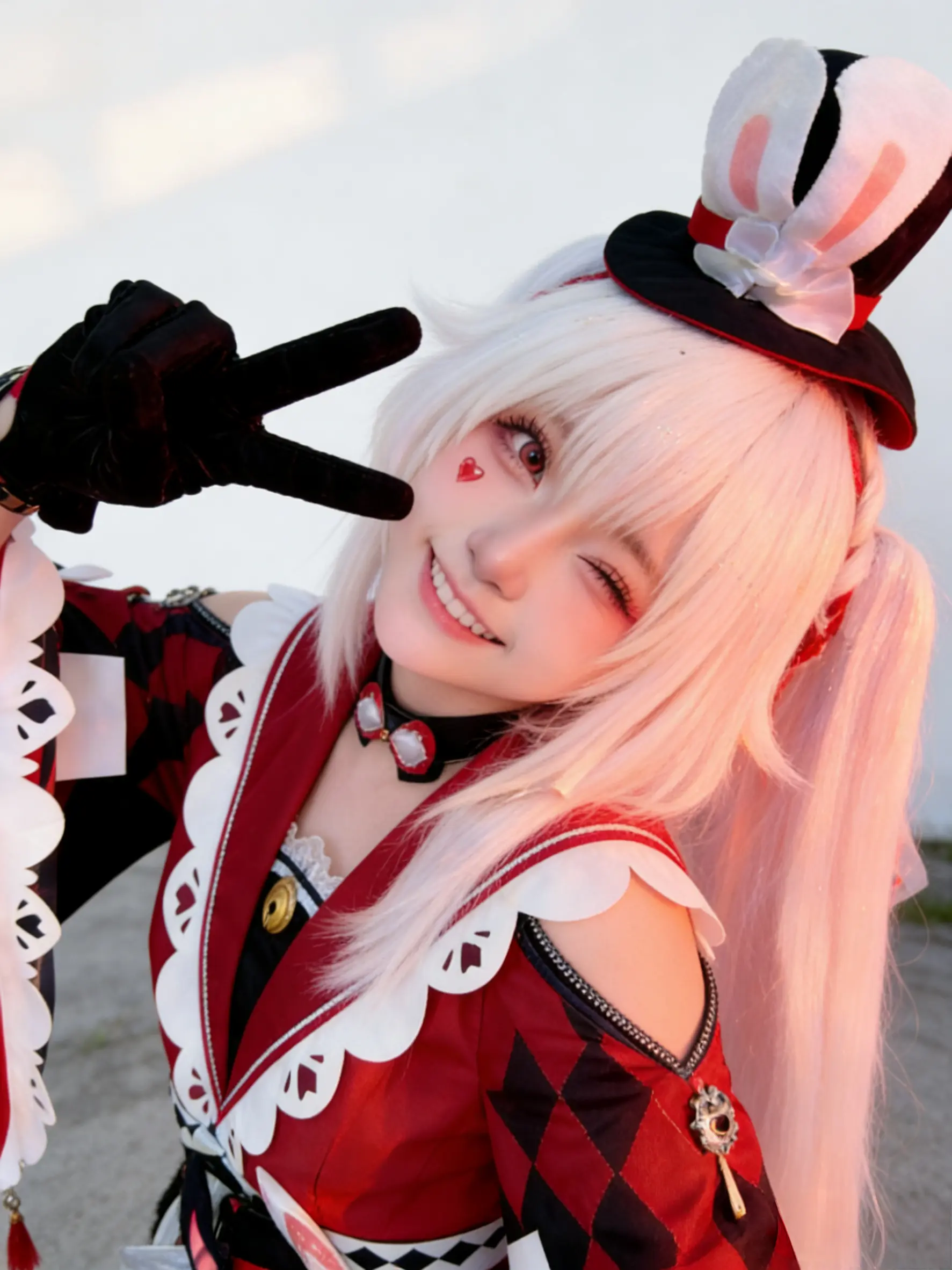 花火 崩坏星穹铁道 。   火花一次性多来一点~