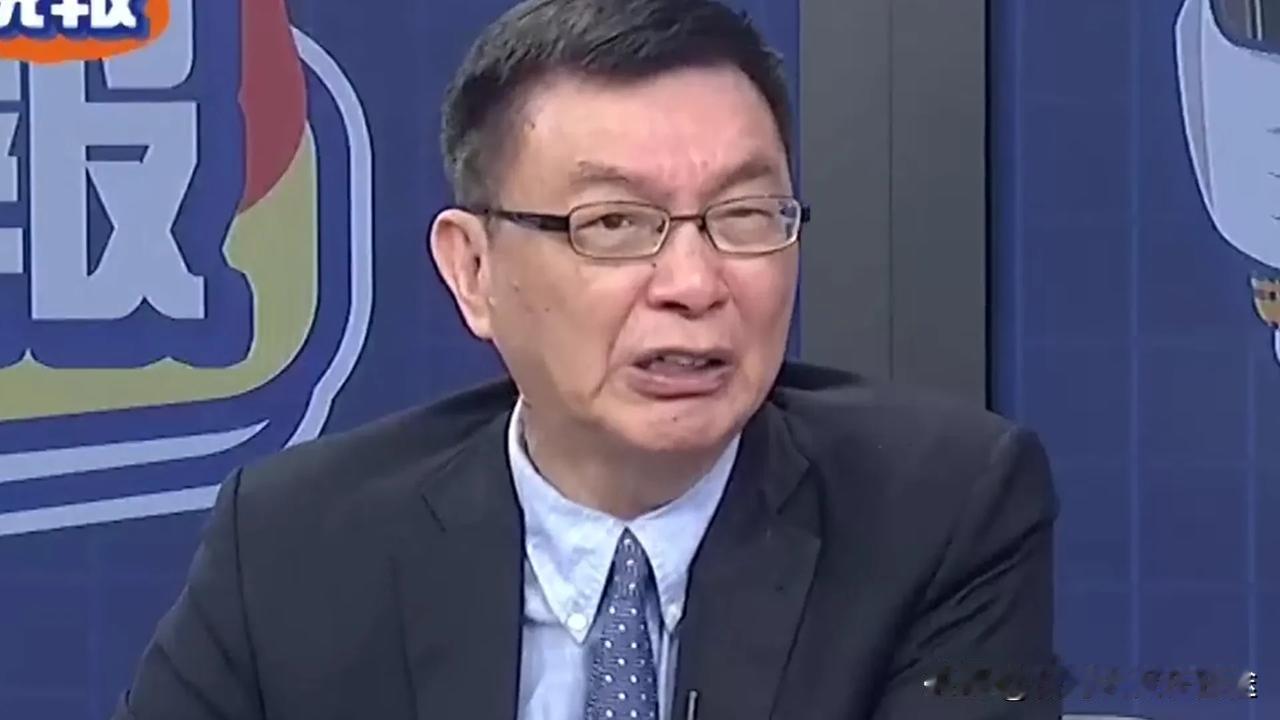 《苑举正观九三阅兵：6个字道出两岸心声！》
 
前几天刷到台湾学者苑举正的视频，