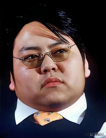 2009年，李兆会在“天上人间”花费880万，将全场宾客的单都买了。

李兆会挥