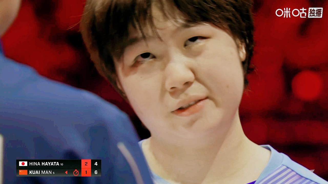 马琳指导蒯曼的话，被全球直播了！
这次新加坡大满贯一点也不顾及隐私了，
教练指导