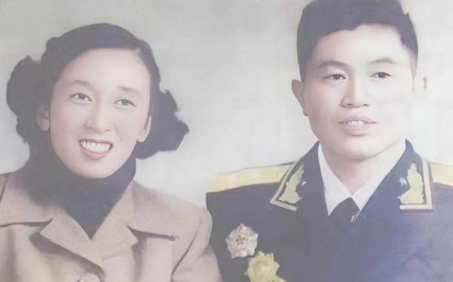 1940年，皮定均看上了女干部张烽，就让县长去说媒，张烽听说了县长的来意后，拒绝