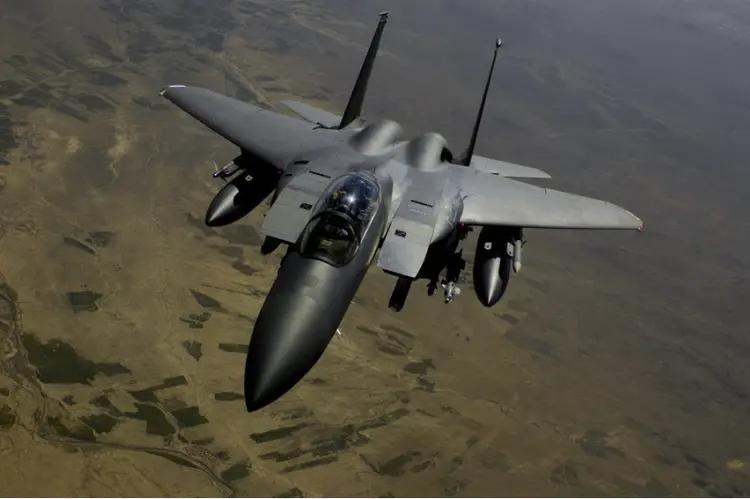 美军F-15E战机两名机组人员历经艰险全部获救
 
当地时间4月3日至5日，美军