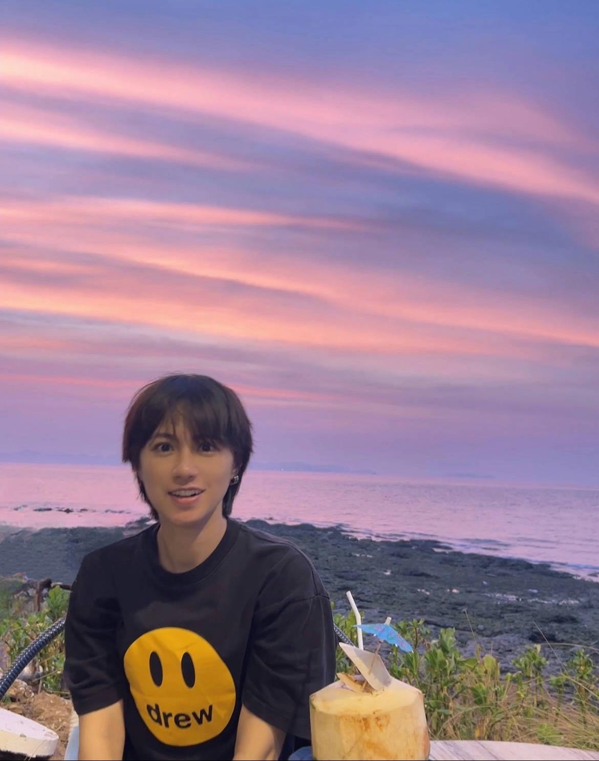 🌊海和日落注定要一起睡觉 这画面美到可以忘记你七秒