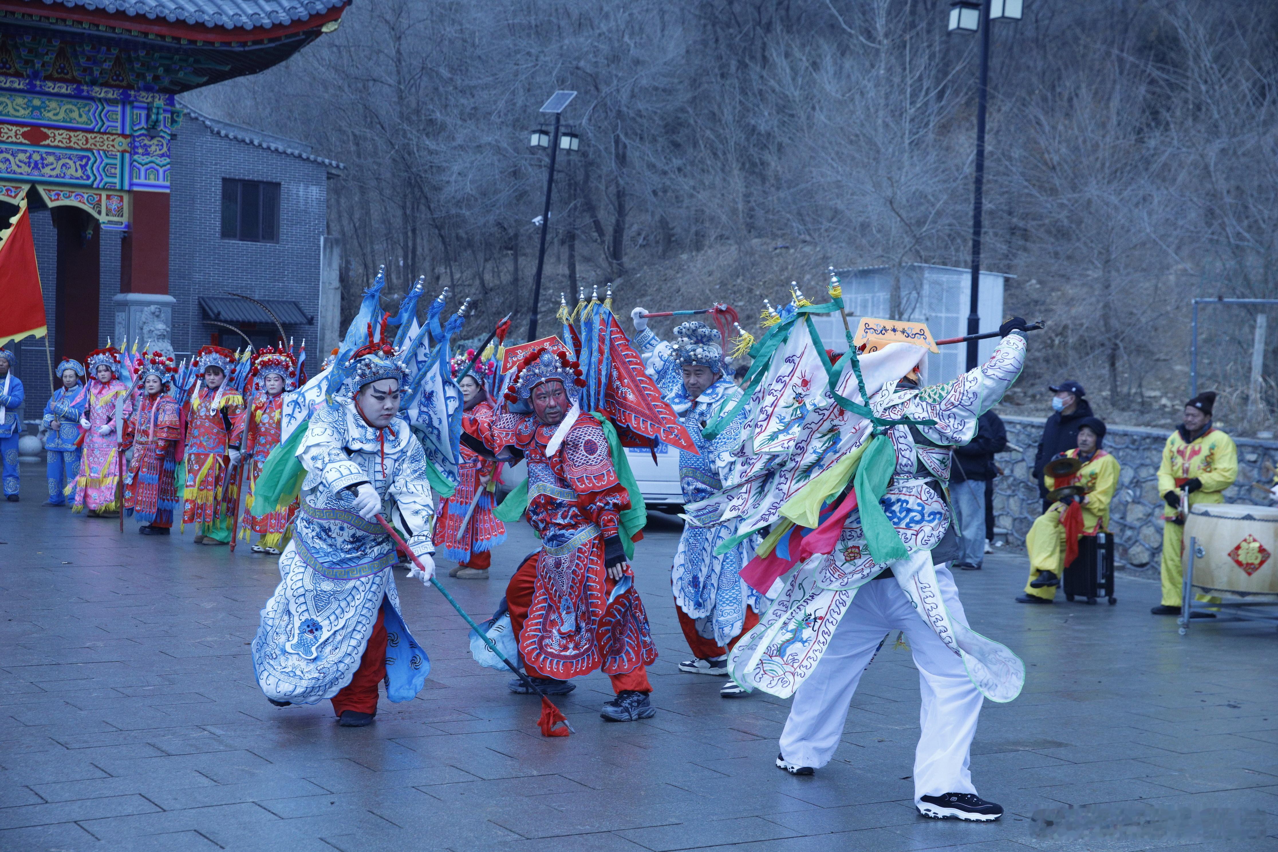 错峰不冷清，福气更旺盛！辽宁铁刹山整个正月人气拉满，拜黑妈妈、沾仙山灵气，在热闹