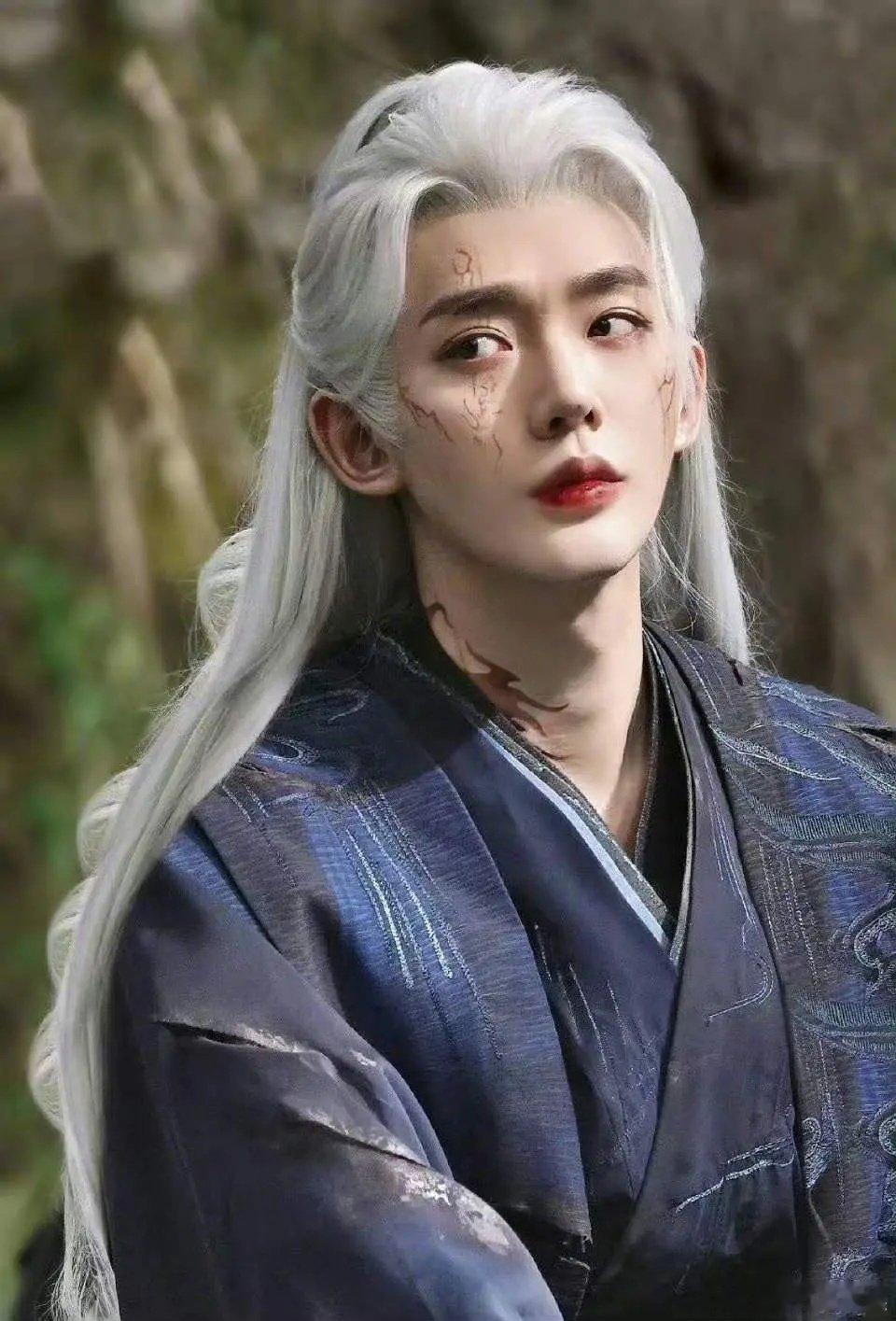 这应该是邓为最好看的时候了吧 花期真短 ​​​