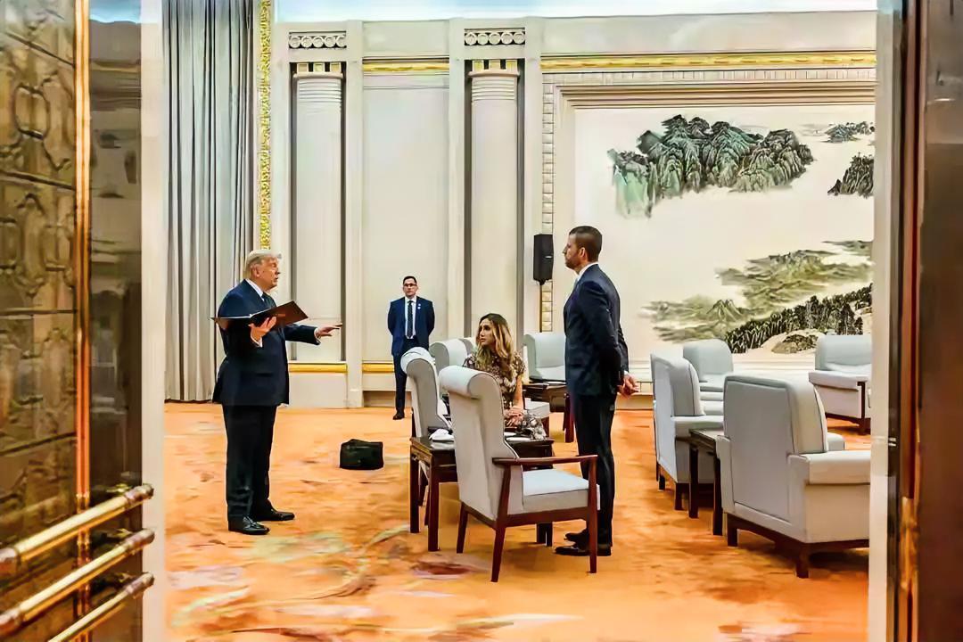 怪不得......

特朗普在出席中国5月14号为其宴会上的演讲这么通畅，原来宴