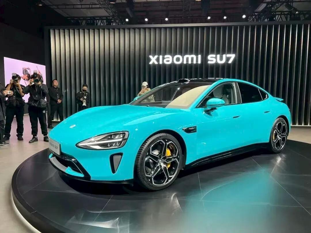 雷军官宣，小米汽车第50万辆整车正式下线，从第1台到50万台仅用1年零7个月。雷