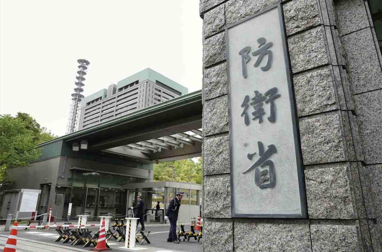 日本的安全政策，正在悄悄进入“战时逻辑”。
共同社披露，日本政府已着手研究将防卫