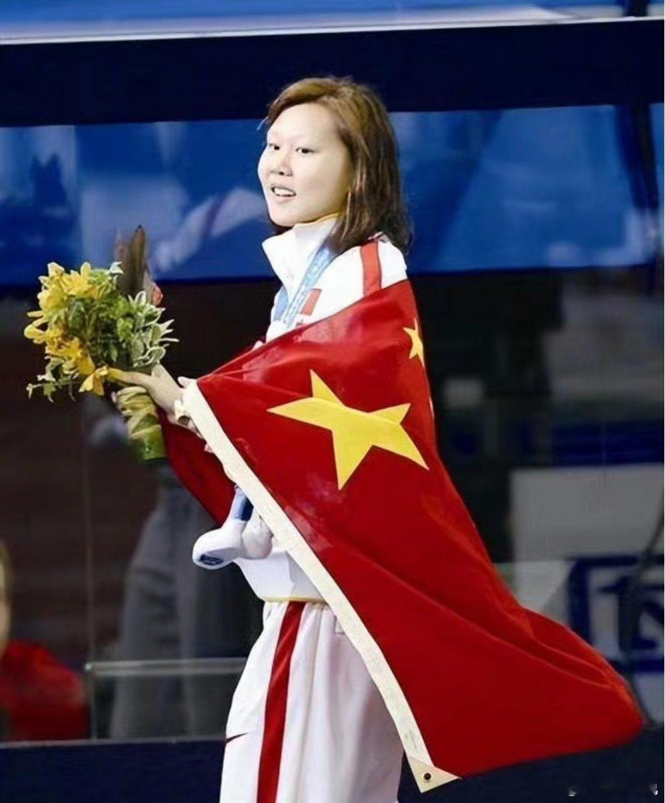 解说潘展乐比赛 被骂太吵的女解说赵菁，2013世锦赛生理期和比赛时间撞档 决赛前