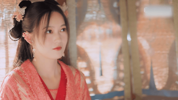 《勿扰飞升》这剧情爽到跺脚！冷门偶像×阳光粉丝设定太绝，女主当面被安利自己，撩人