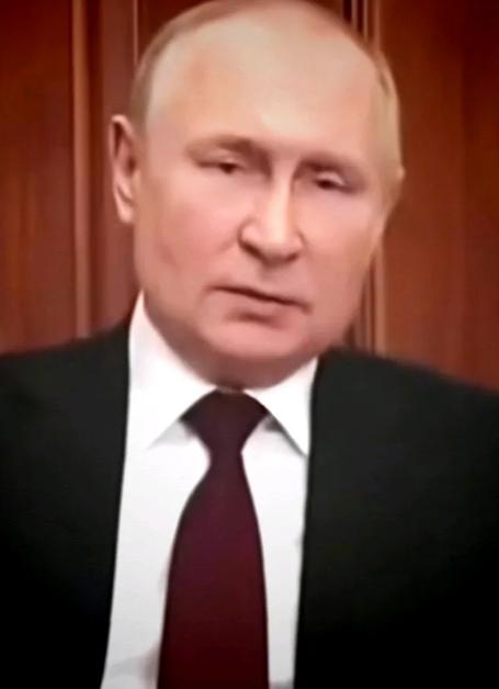 姜还是老的辣，正当伊朗关闭霍尔木兹海峡让全球陷入能源恐慌之时，普京在3月4日突然