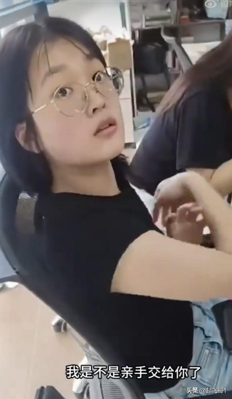做人留一线，日后好相见。
吃完外卖退款还投诉别人，
就为了吃免费的吗？
你的一个