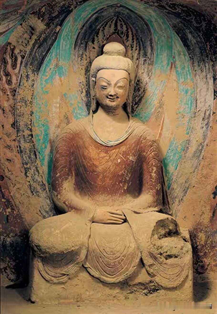 1900年6月22日，道士王圆箓在敦煌莫高窟清理积沙，无意中推开一道暗门。一个堆