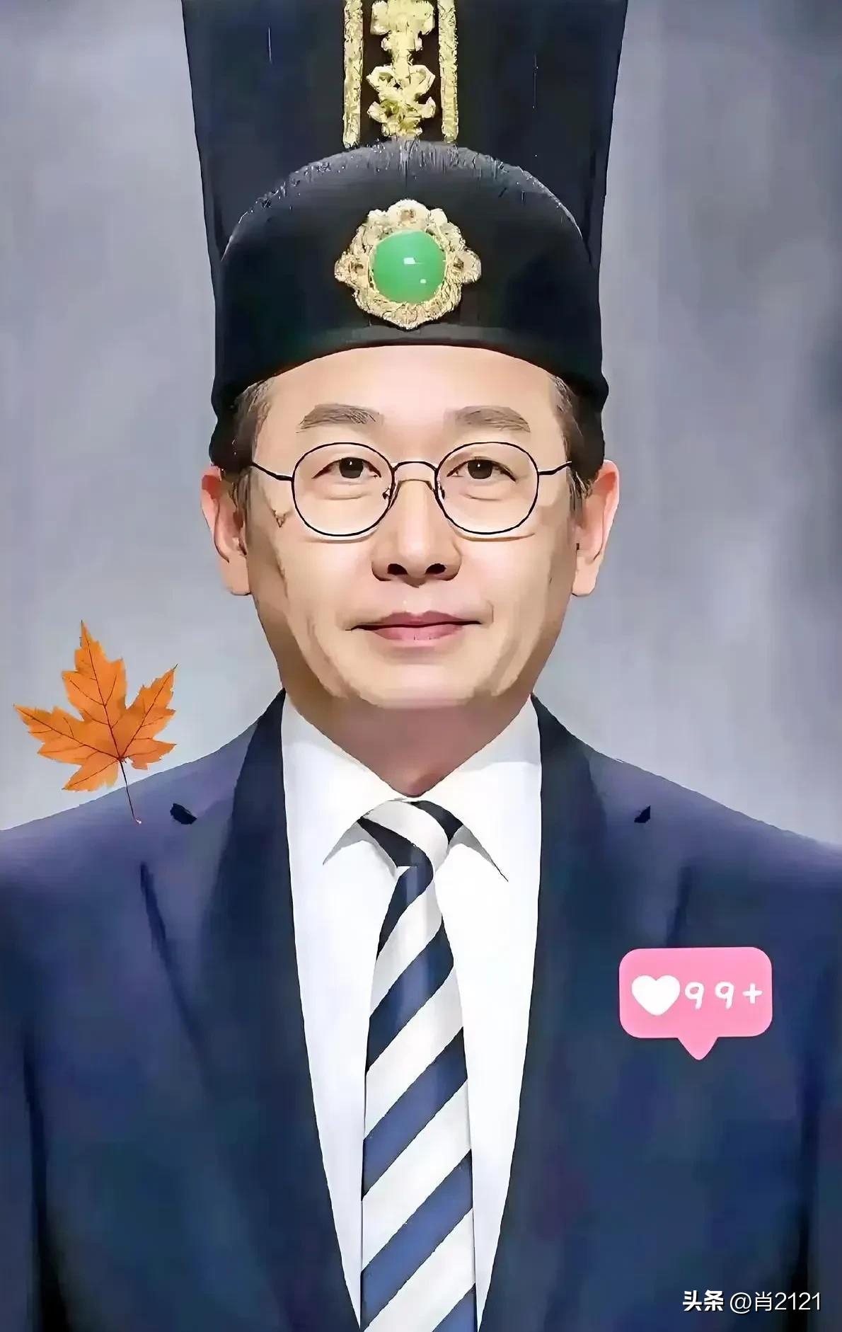 就在刚刚
韩国总统宣布了

11月1日，韩国总统李在明在APEC会议后的记者会上