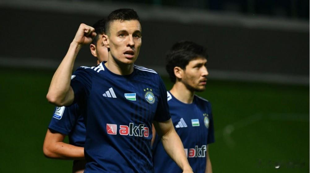 前国安外援谢尔盖耶夫征战美加墨世界杯！

6月2日上午，乌兹别克斯坦在一场友谊赛