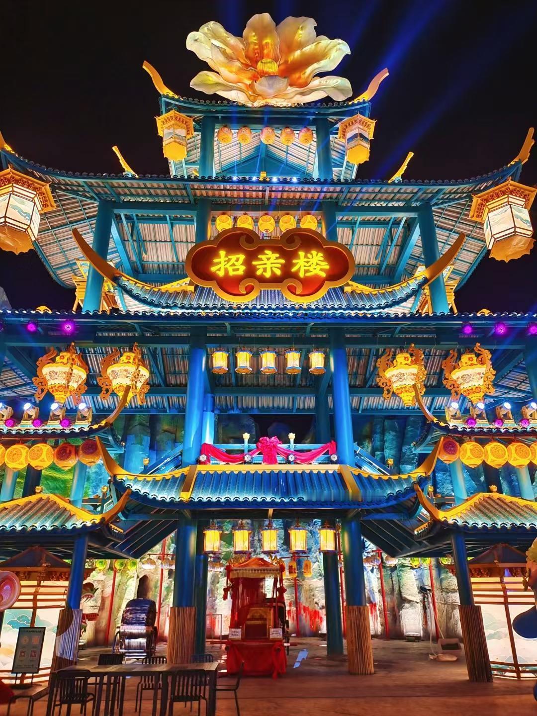 世事如风，顺境时不骄，逆境时不怨，开心就笑，累了就睡会，一切都会过去的。
