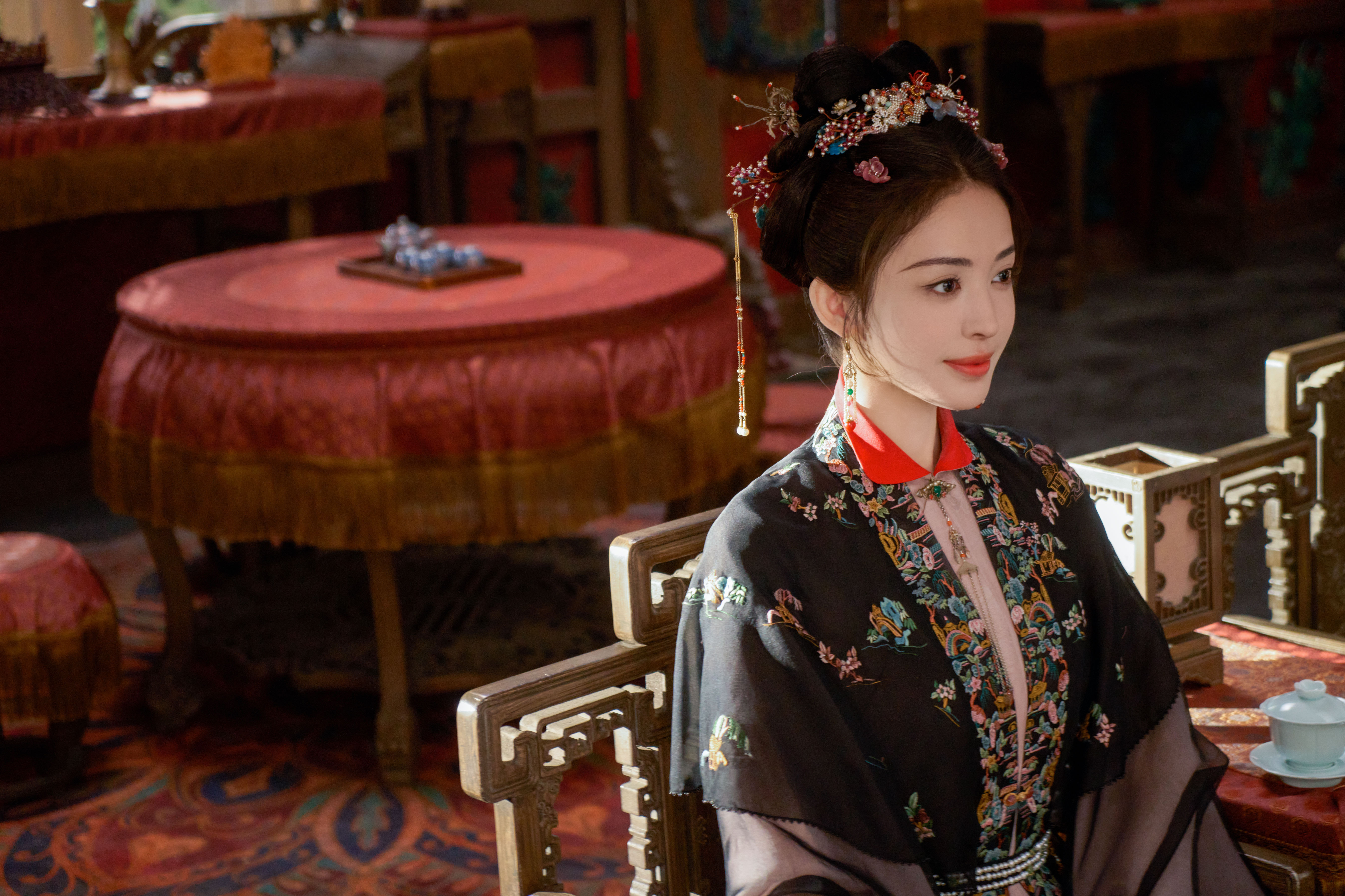 娜扎最性感大方的一次 娜扎 在复制粘贴的时代，你是手写的诗