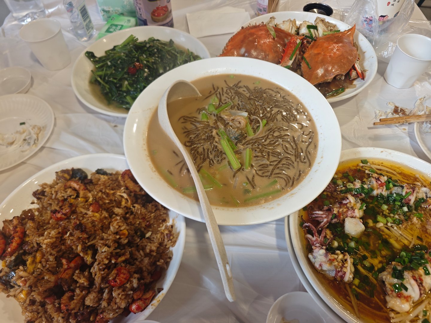 吃吃逛逛 看演唱会咯 ​​​