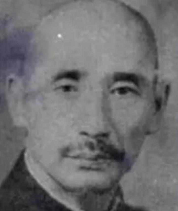 谁能想到，1952年3月，云南哀牢山盘踞六代的地方豪强李润之被依法公审枪决，庄园
