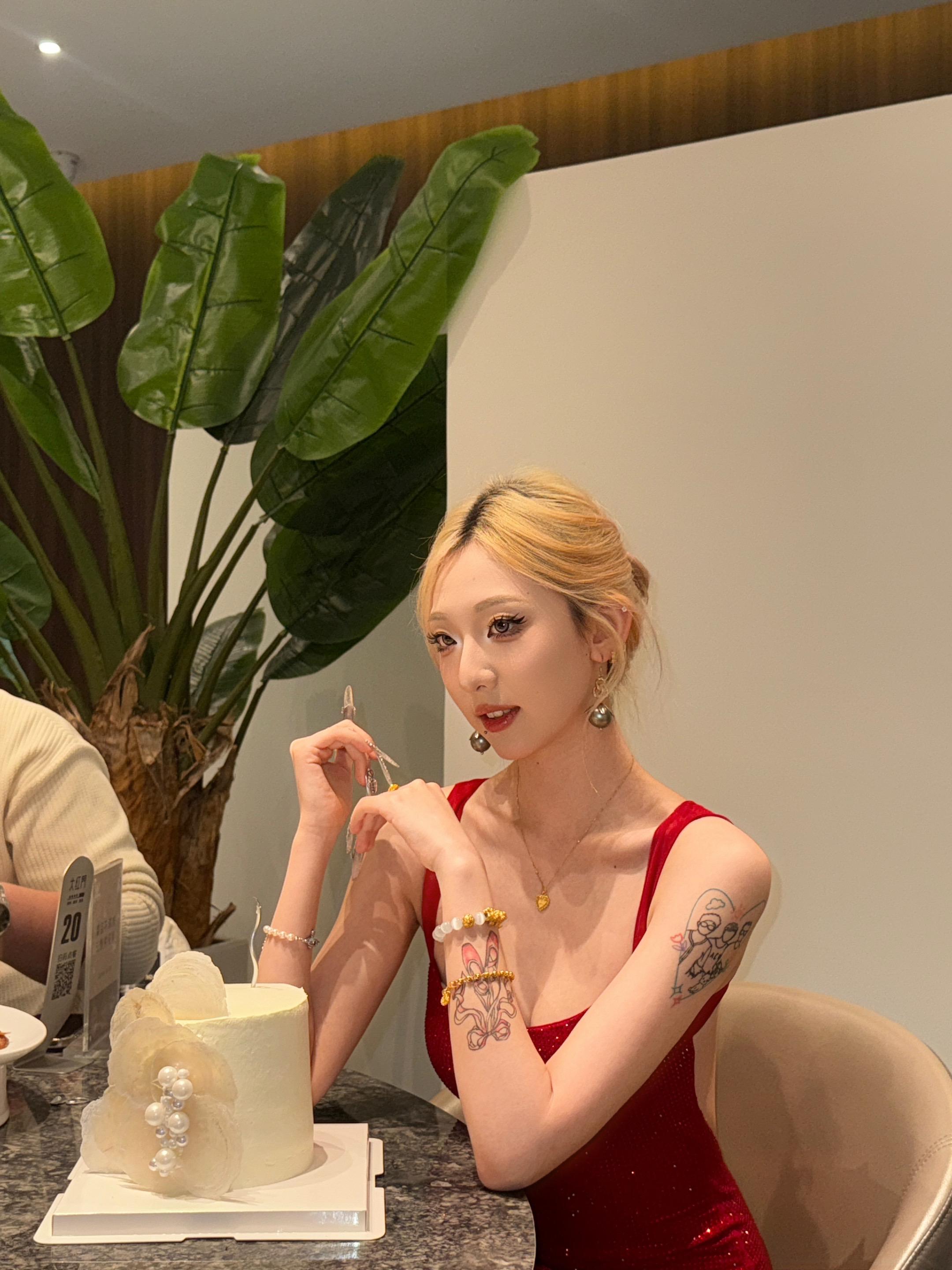 谢谢你的离开 可以滚的再远点