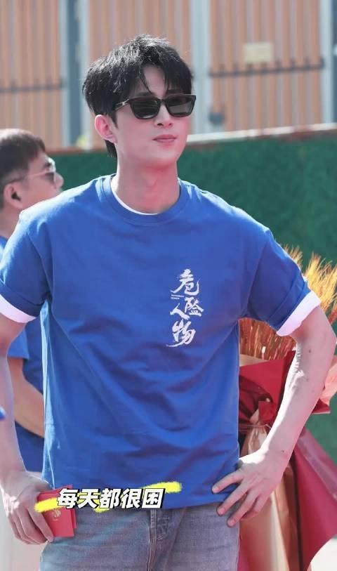 王凯沐 黄日莹《危险人物》
今天开机 ​​​