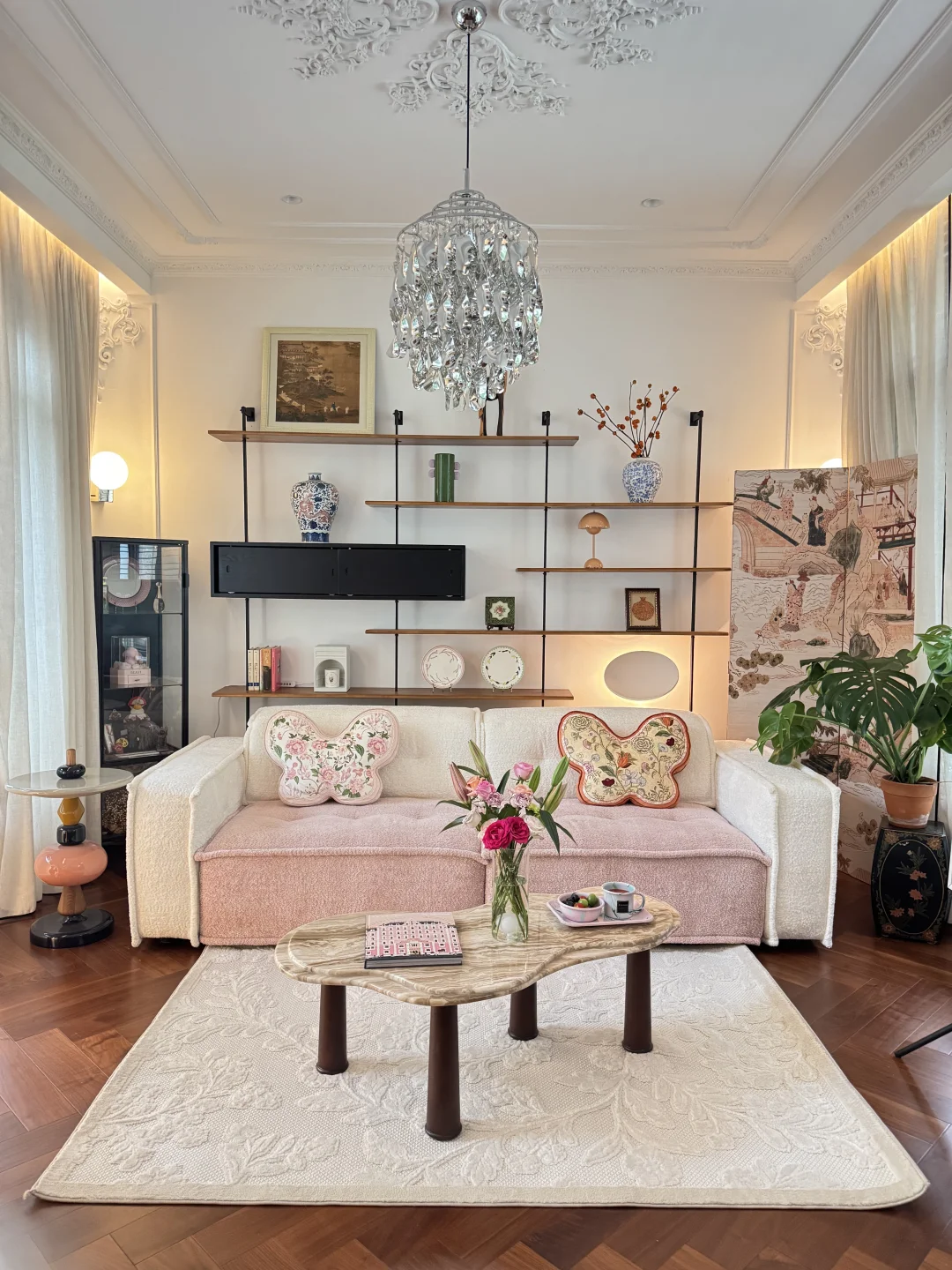 有了这个小房间，我知道我不会过得太差