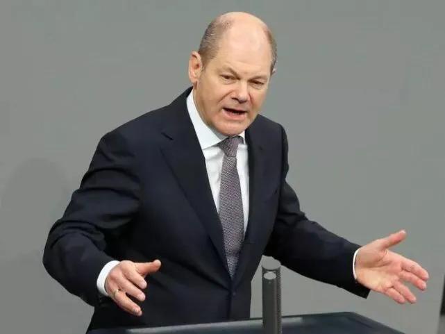 朔尔茨为难了！根据预测显示：如果德国停止和中国贸易，德国的国内生产总值会缩水约2