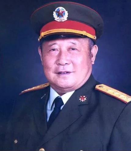 仅用5年多就完成了从少将到上将的惊人跃升！1983年，还在邵阳军分区当副政委的谷