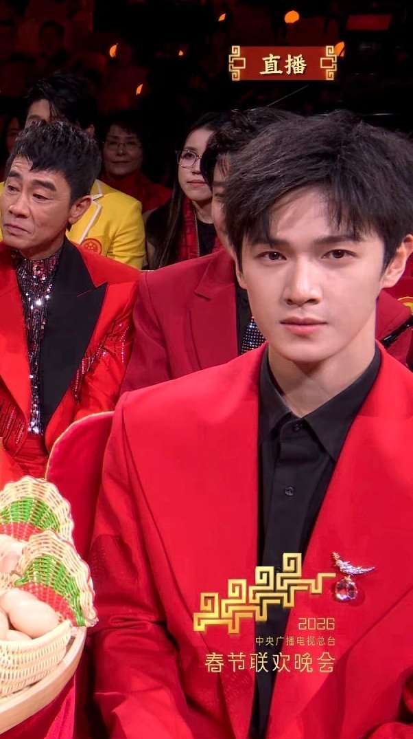 我草李昀锐也太帅了 