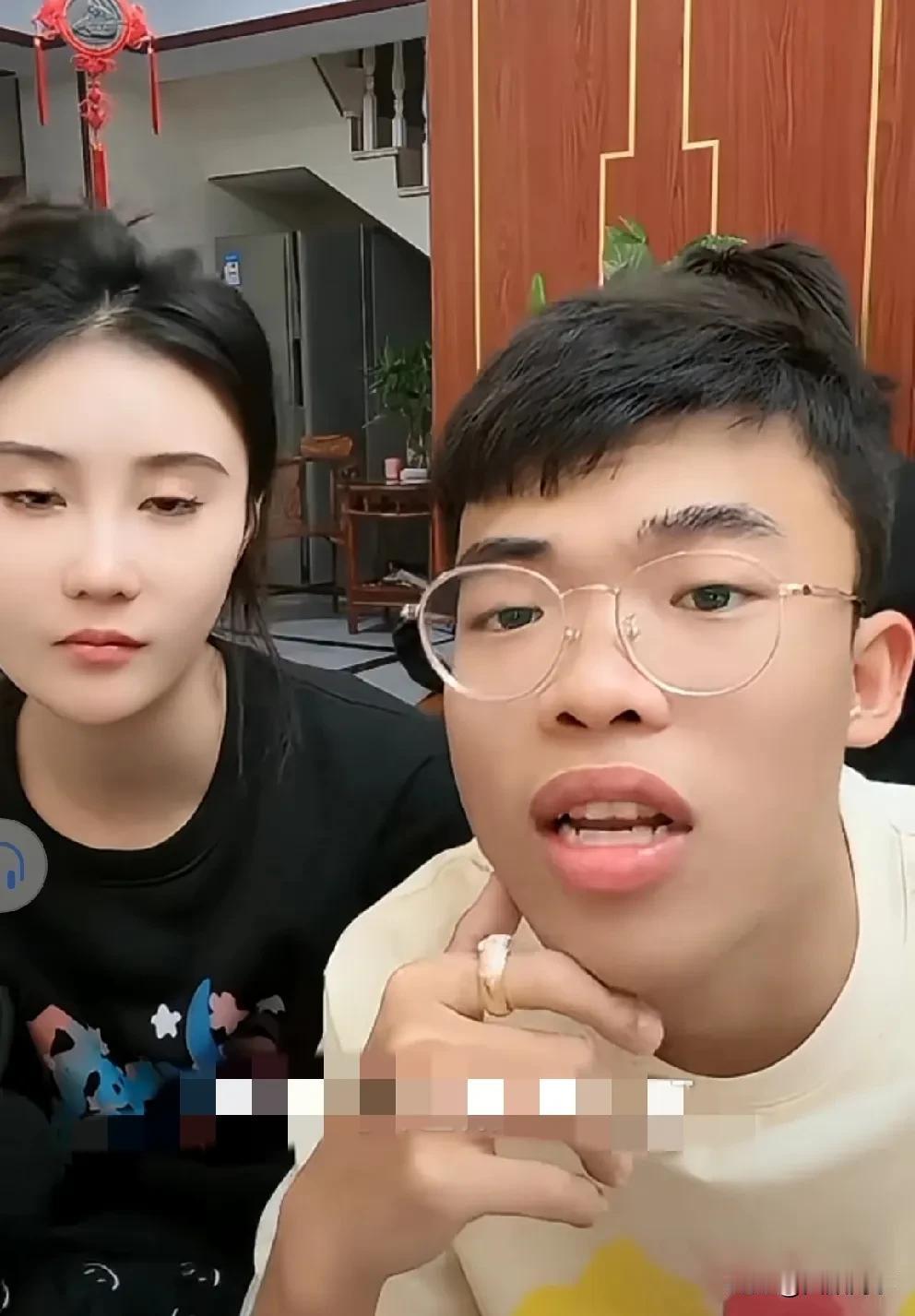燕来表示，看清世间人情冷暖，以后我不理任何人，也不需要任何人理我！

     