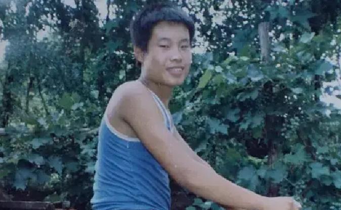 1995年，21岁的聂树斌被枪决。他死前说，妈我没杀人。案子办得很快，几个月就判