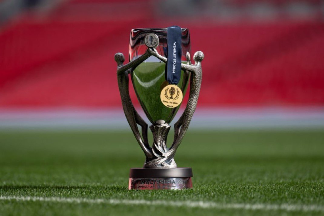 记者： 阿根廷足球协会不同意欧美杯决赛在伯纳乌球场举行❌ 谈判仍在进行中……阿根