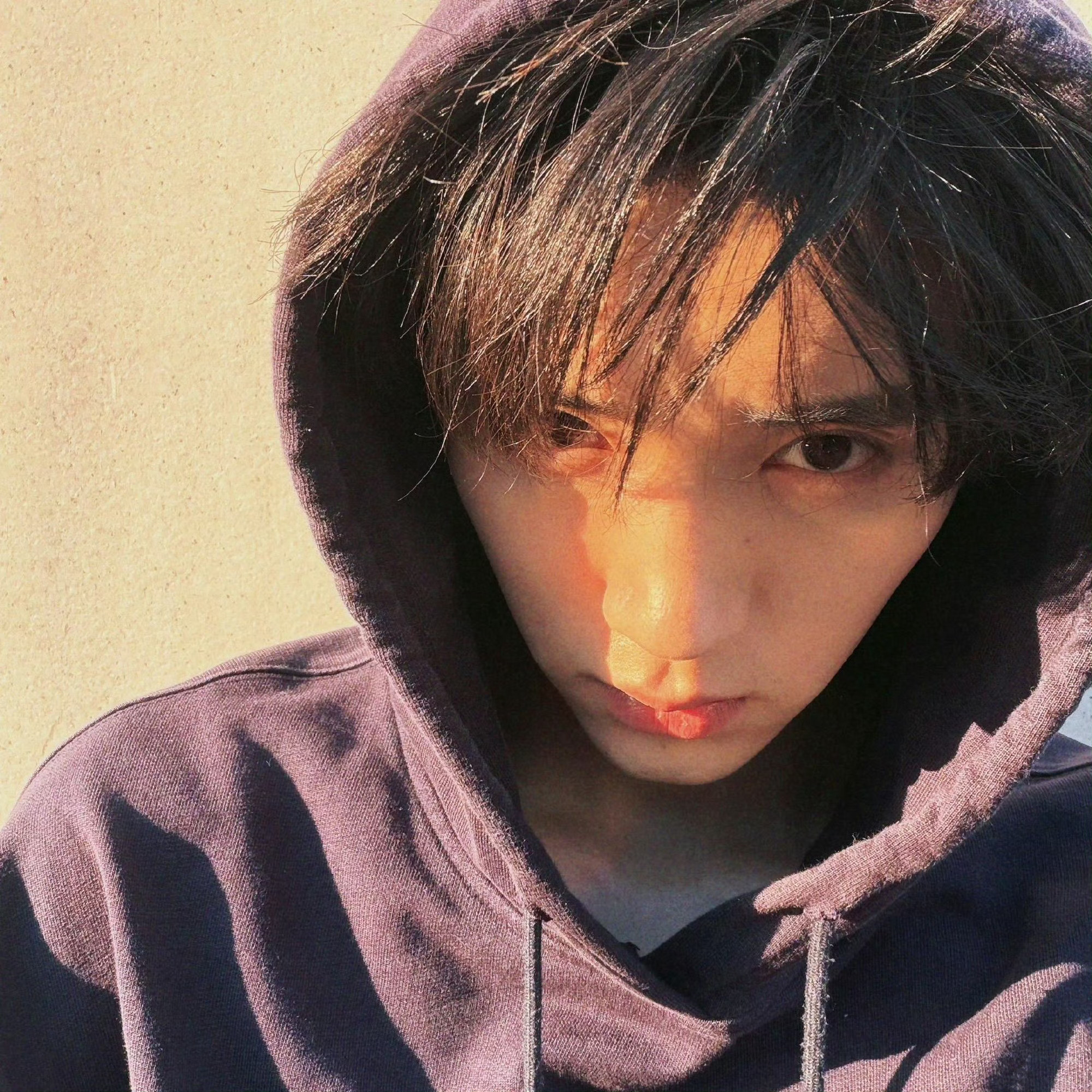 咋这么可爱啊哥哥🥰 