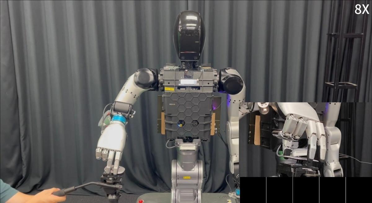 很多米粉不知道小米机器人进展，其实这个应该就是小米人形机器人的雏形/工程测试版了