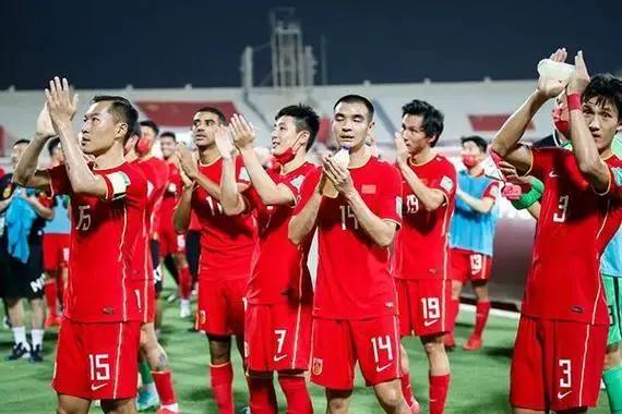 稳了！中国男足形势一片向好，0-0阿联酋，赛后迎1个坏消息和2个好消息。

9月