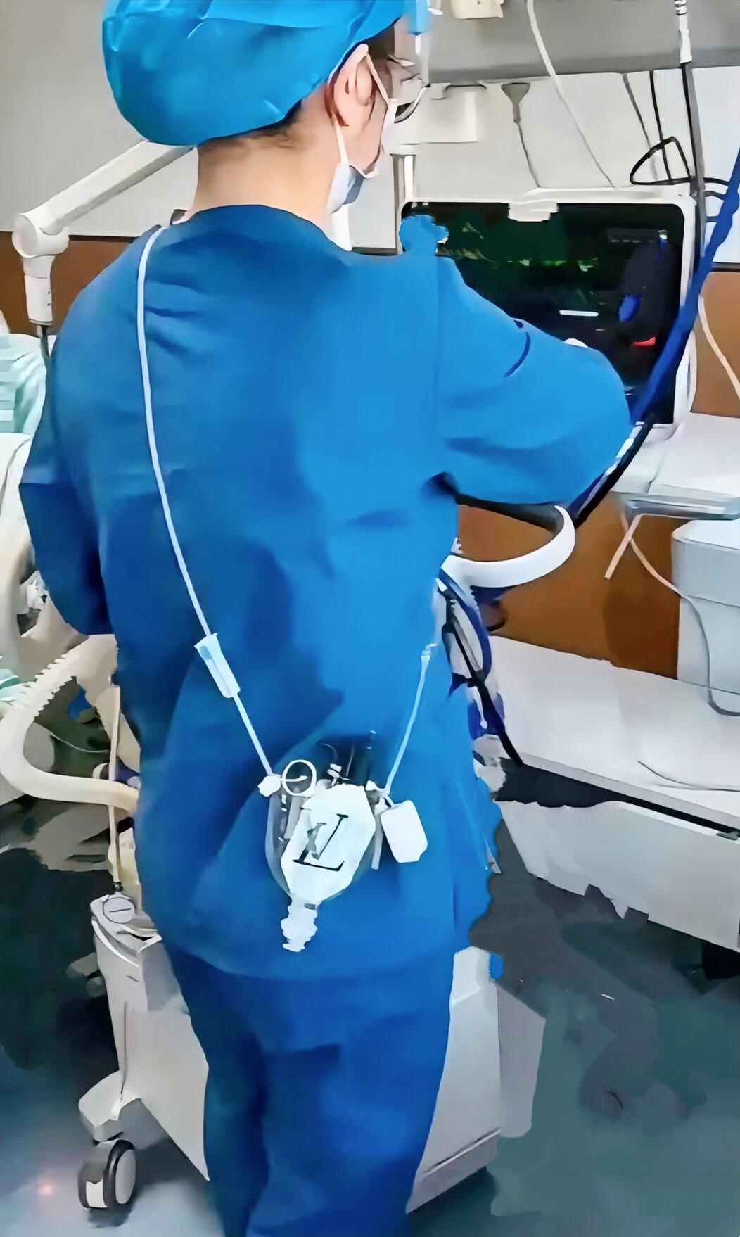 千万别被LV设计师看见，灵感到位，新款马上安排