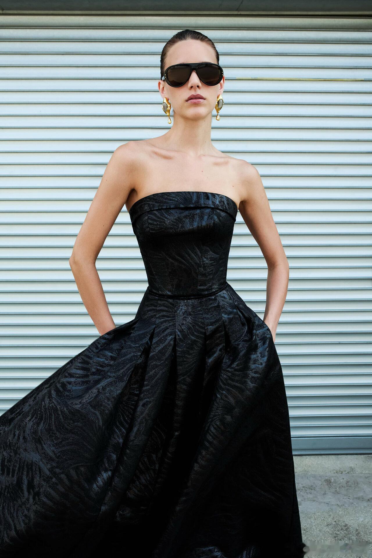 Zuhair Murad 2027早春系列🌴感觉都不咋好看呢，还是期待高定吧巴