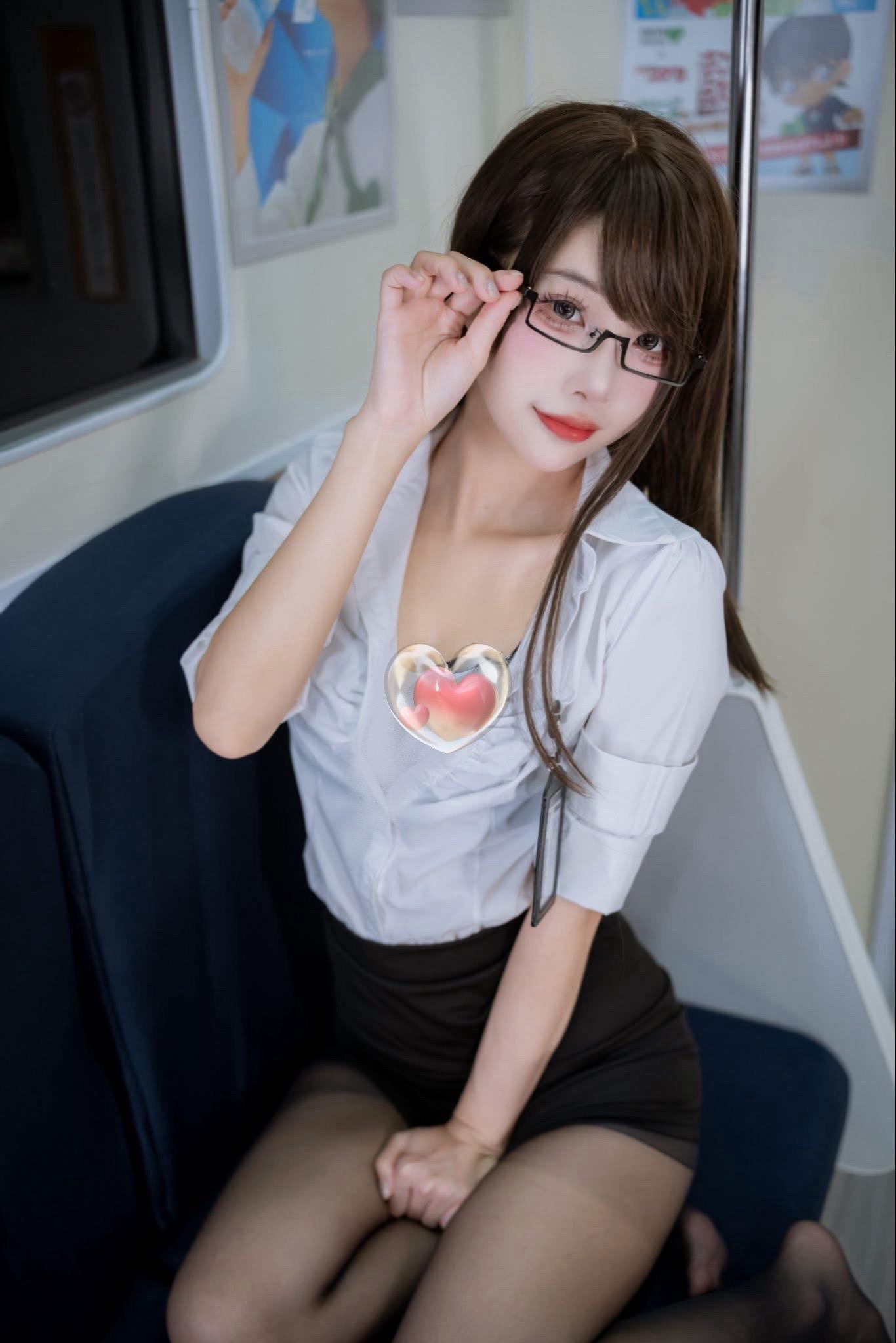 骗你的 第一眼见到你 我就知道 我完蛋了。