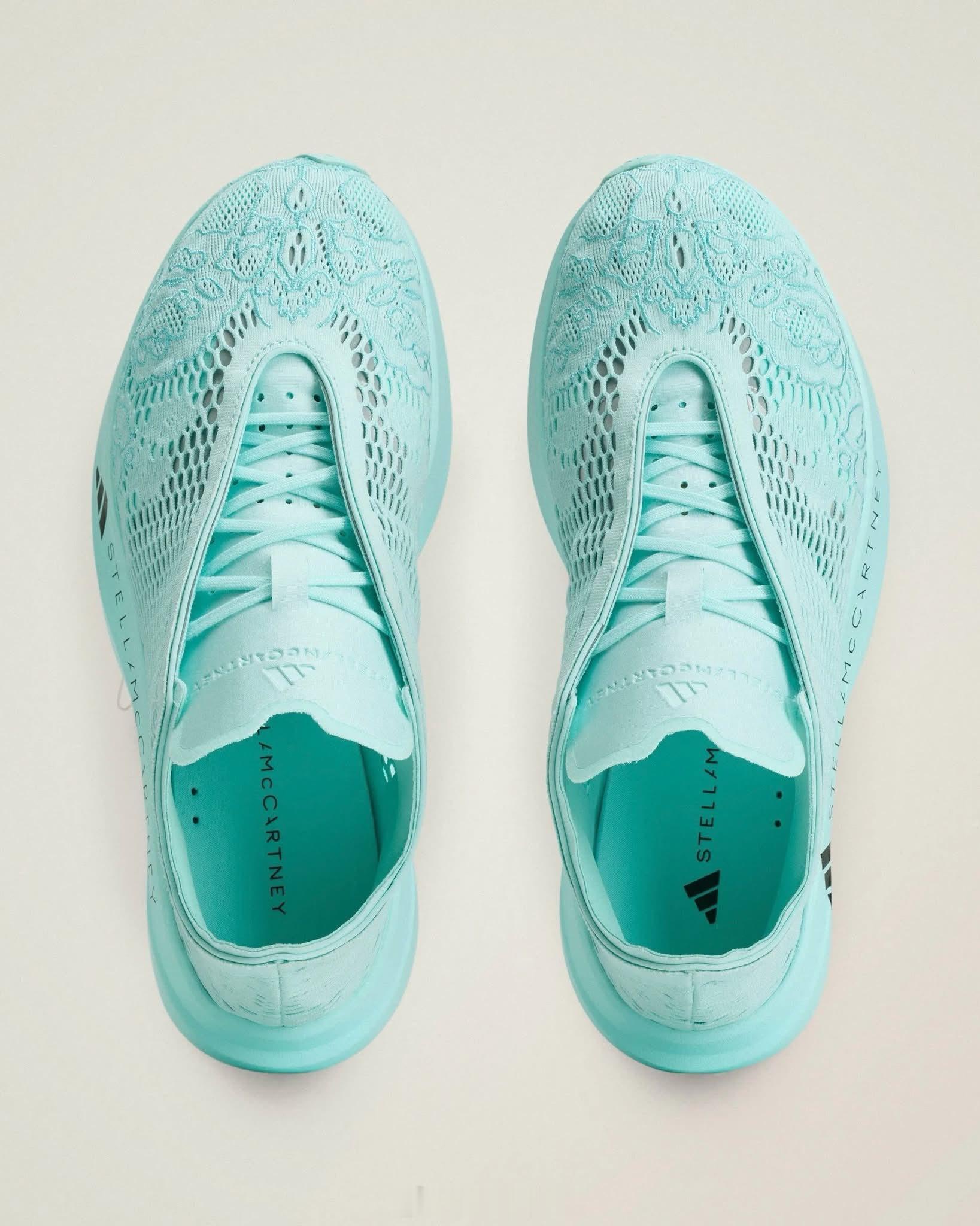 早就说阿迪达斯 adidas Evo SL 需要 By Stella McCar