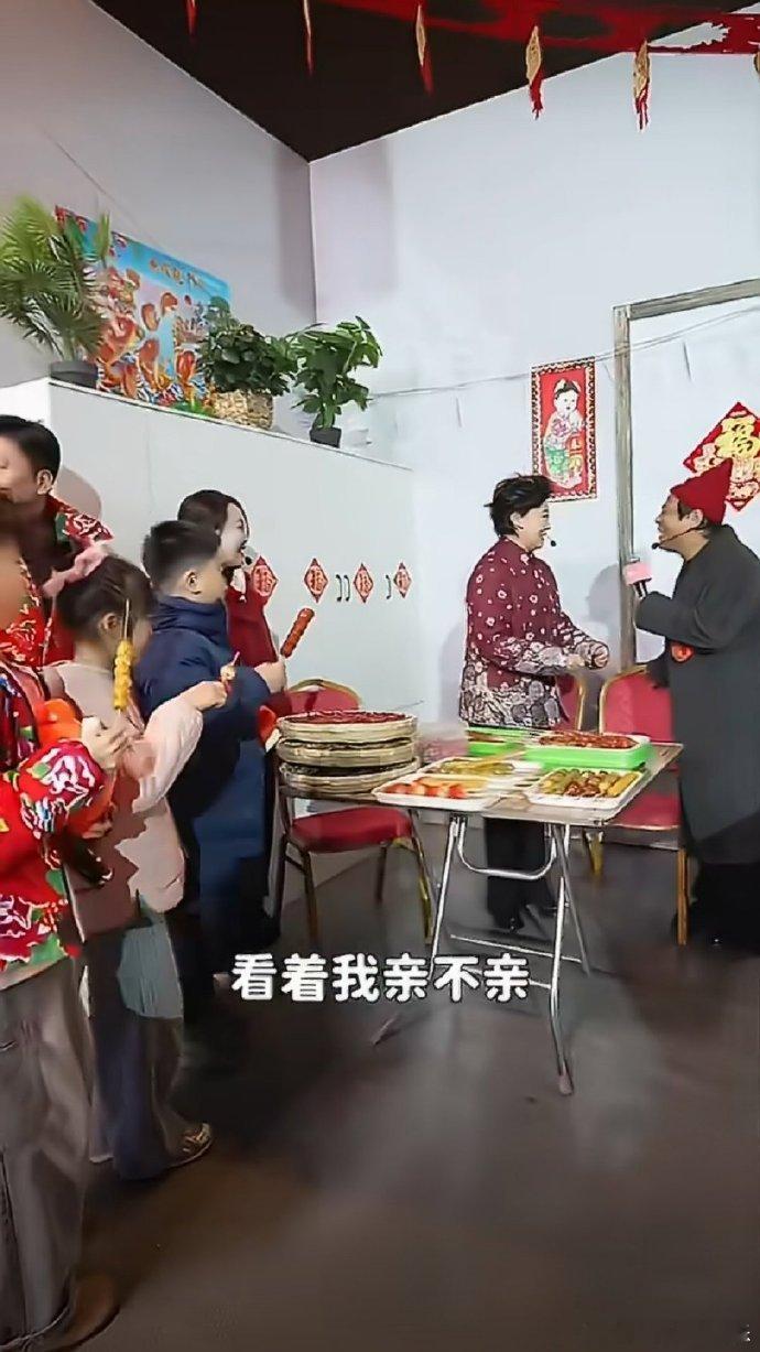 宋小宝和海燕合唱回忆杀宋小宝海燕合唱梦回春晚真的破防了！宋小宝和海燕一合体，熟悉