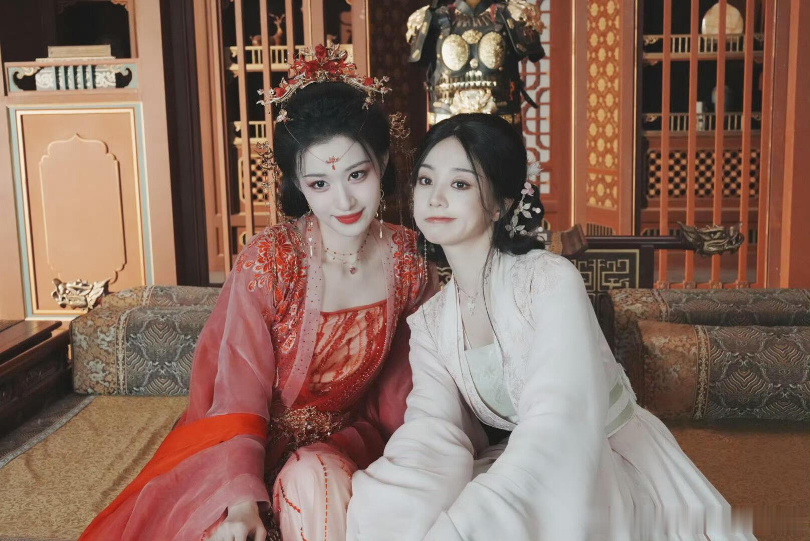 赵今麦胡意旋这是道歉还是分手感觉赵天娜傲娇的小表情，直接拿捏了我的心，完全是高冷