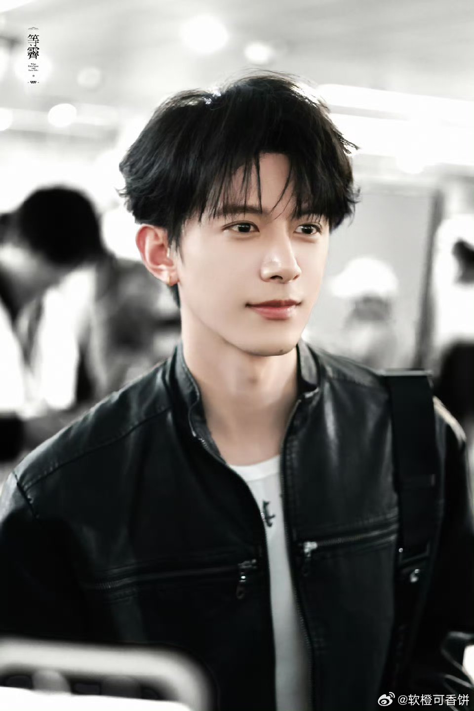 邓凯一款求饶型艺人随元青疯批又带感，邓凯本人软萌又真诚，戏里戏外双重魅力狠狠圈粉