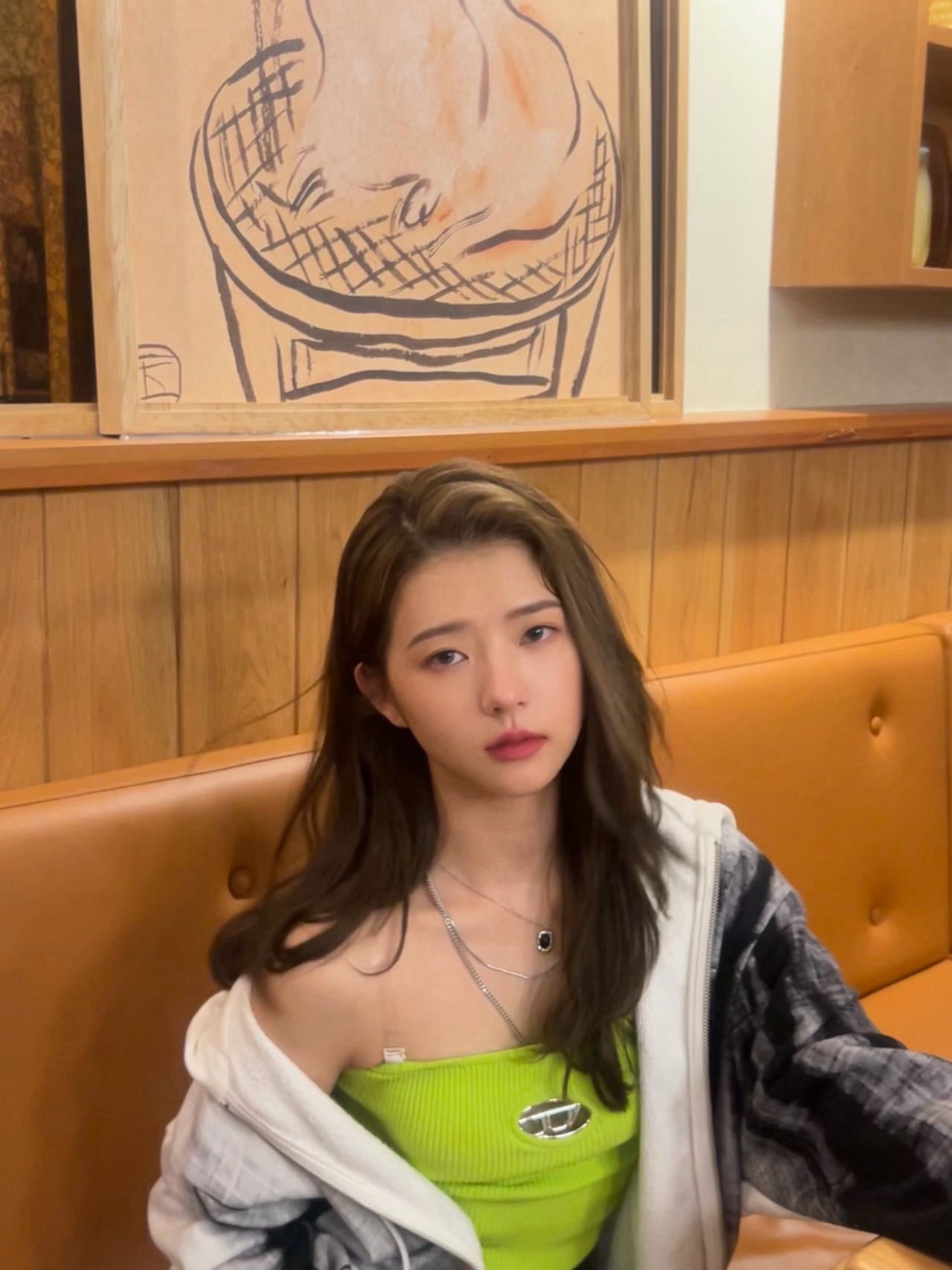 我爸邀请我喝他的第三次喜酒尊重已经体现在前两场婚礼，没必要被迫迎合至亲不合情理的