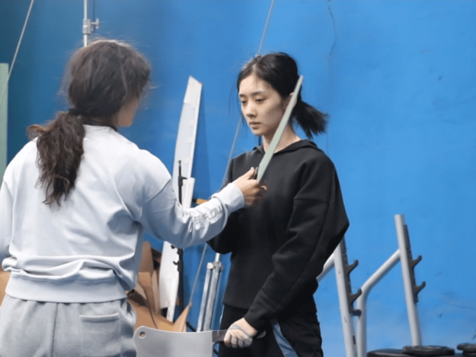 #异人之下冯宝宝越看越顺眼#异人之下特别的好看王影璐演的冯宝宝超级带感，很喜欢冯