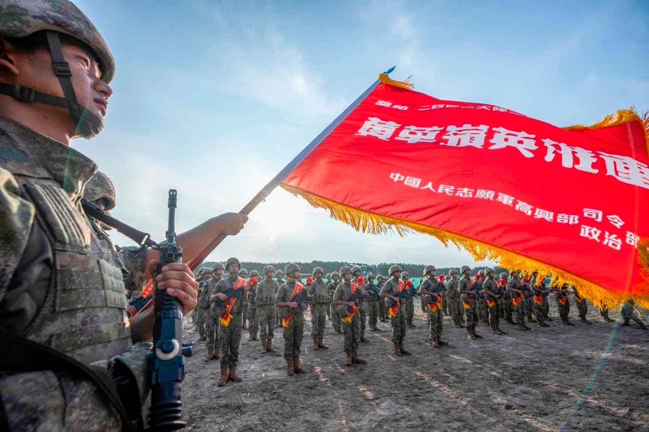 “黄草岭英雄连”隆重举行连队授称75周年活动。（光荣e家）烽火问鼎计划 ​​​