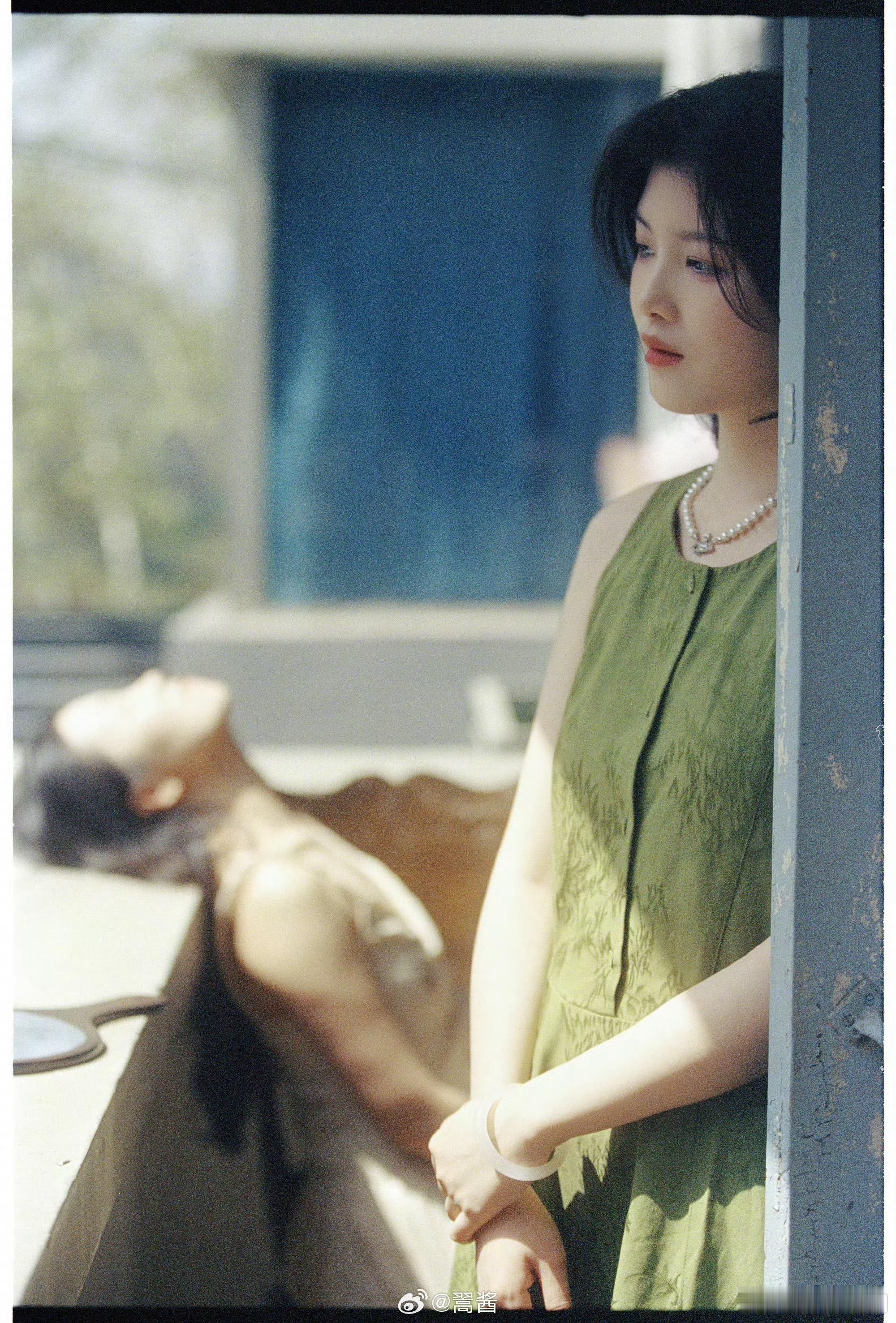 #重庆约拍[超话]##重庆约拍啦[超话]##重庆约片啦[超话]# 蝉鸣不息，那双